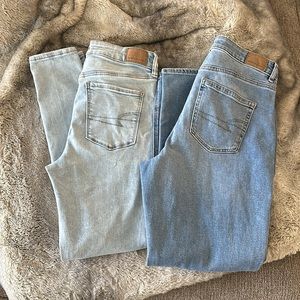 AE Baggy 90’s mom Jean & light wash skinny - size 10
